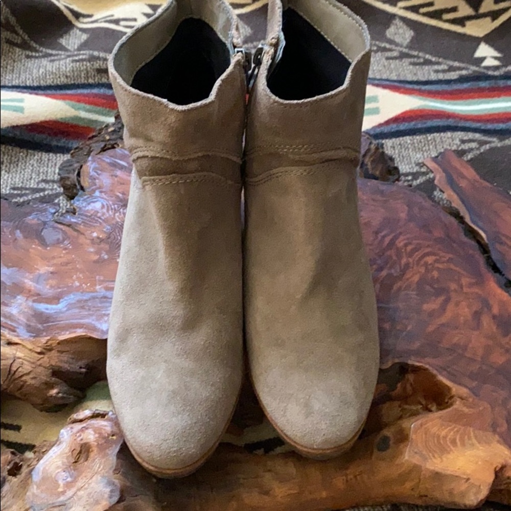 Dolce Vita boots. Size 7.